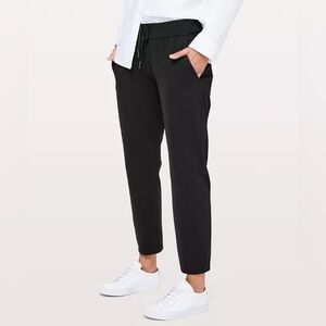 Lululemon on the fly pant